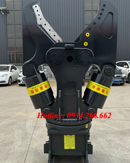 Kìm cắt sắt thép gắn trên máy đào